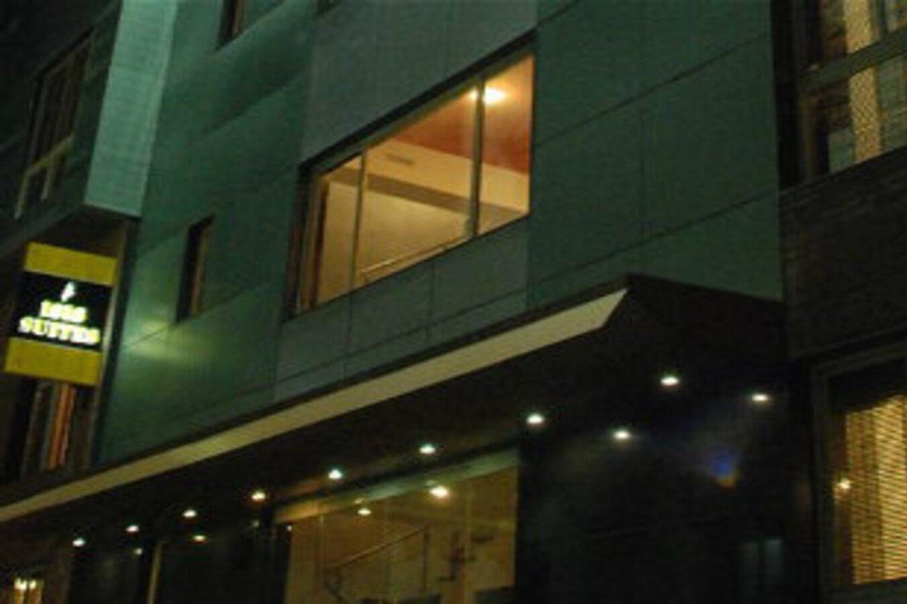 העיר בנגלור Treebo Edha Suites Koramangala מראה חיצוני תמונה