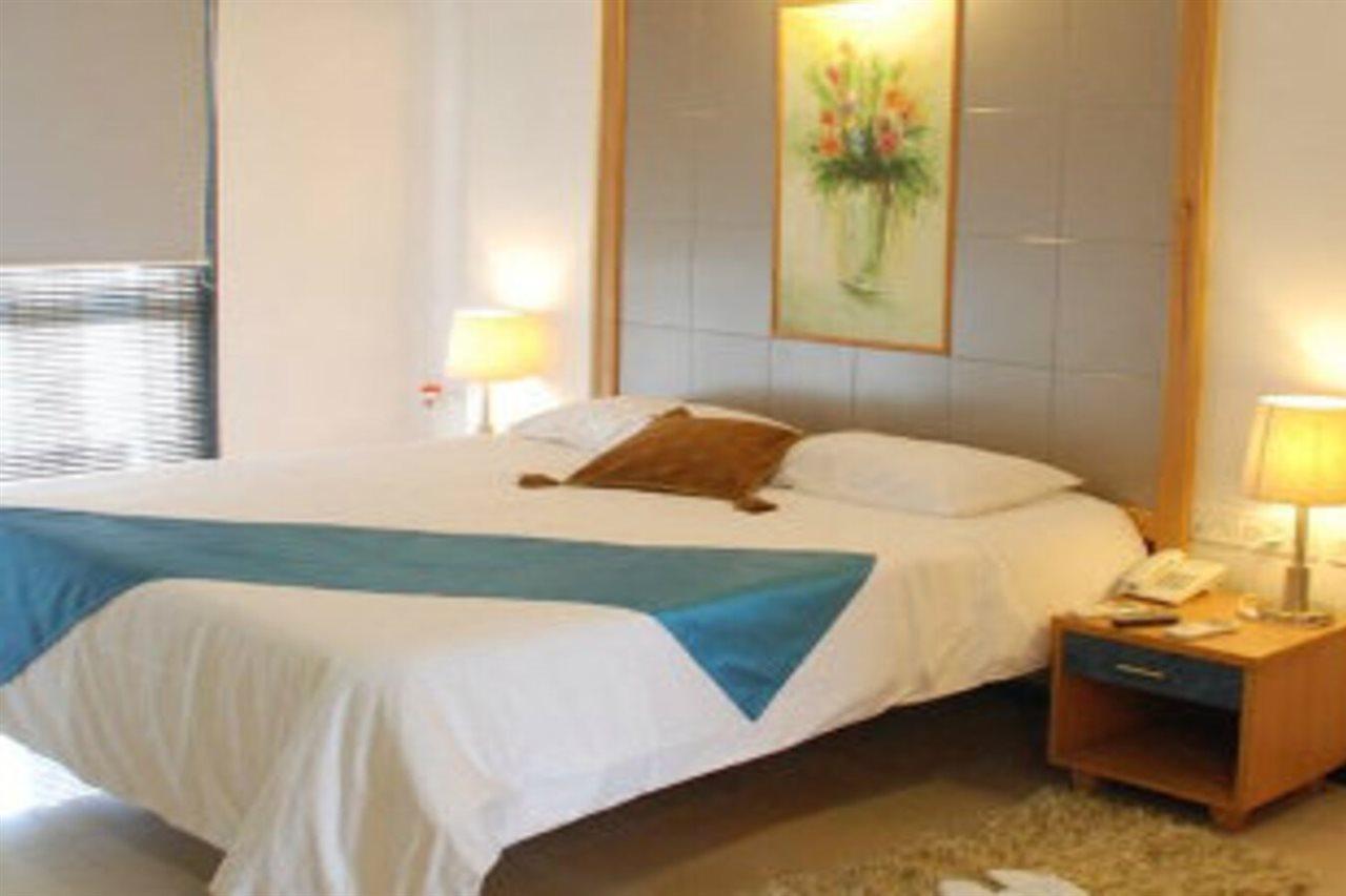 העיר בנגלור Treebo Edha Suites Koramangala מראה חיצוני תמונה