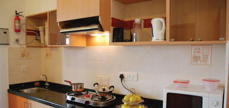 העיר בנגלור Treebo Edha Suites Koramangala מראה חיצוני תמונה