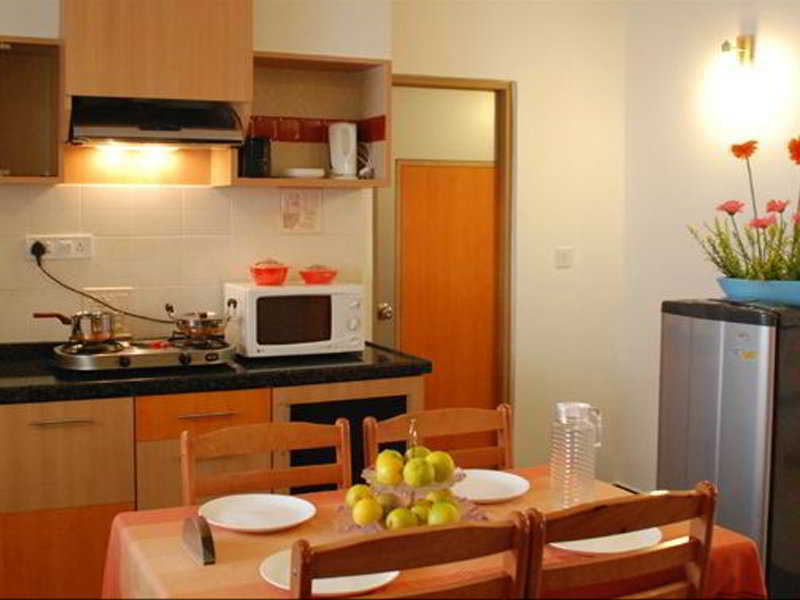 העיר בנגלור Treebo Edha Suites Koramangala מראה חיצוני תמונה